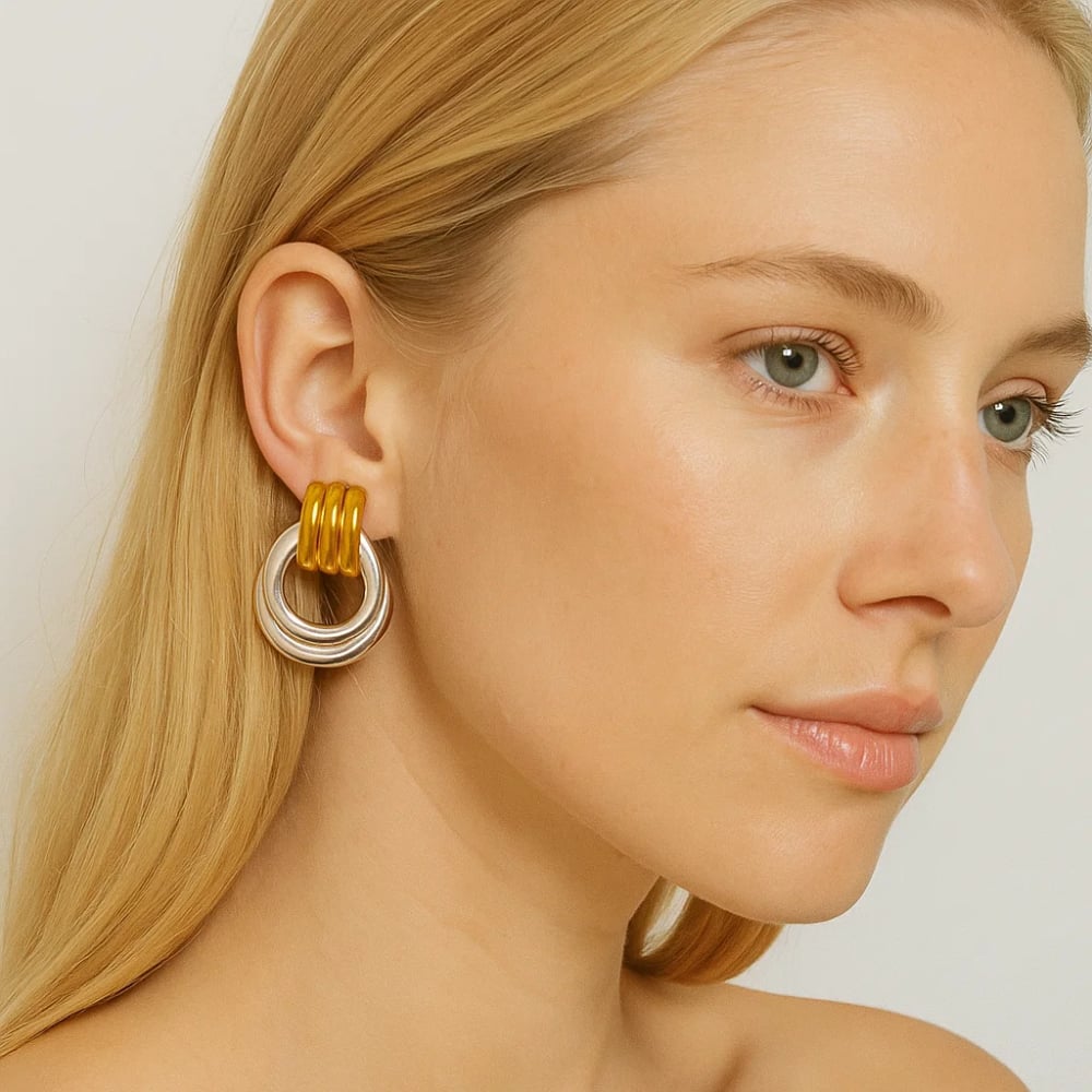 Luna Link Mixed Metal Two-Tone Earrings – Retro-Chic Circle Drops
