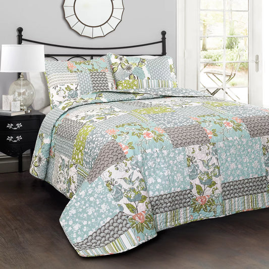 Blue Roesser Quilt Set